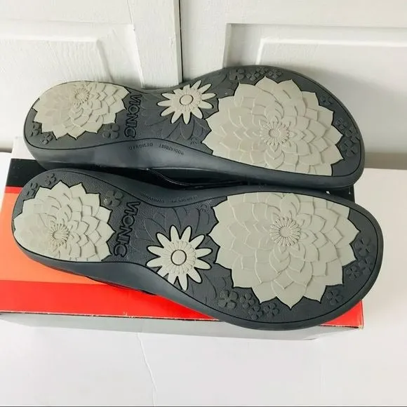 VIONIC Black Dee Thong Sandals Size 9 (new in box)